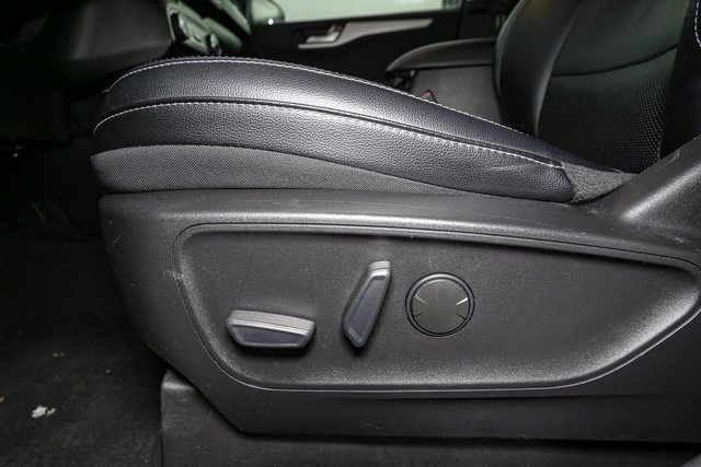 Used 2022 Ford Escape SEL image 36