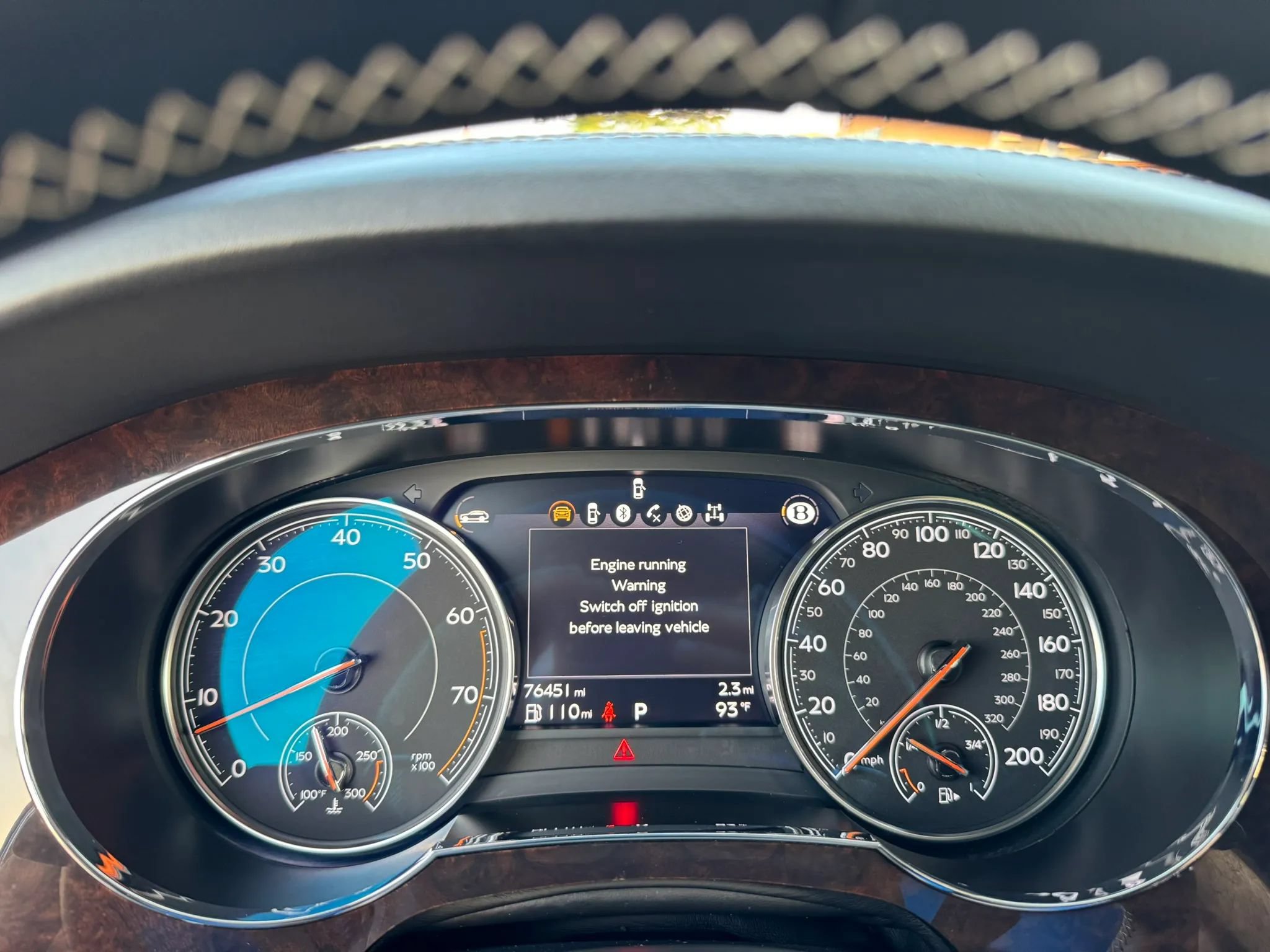 Used 2018 Bentley Bentayga AWD/4WD image 36