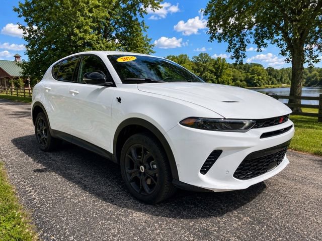Used 2023 Dodge Hornet GT w/ Tech Pack w/o Parking