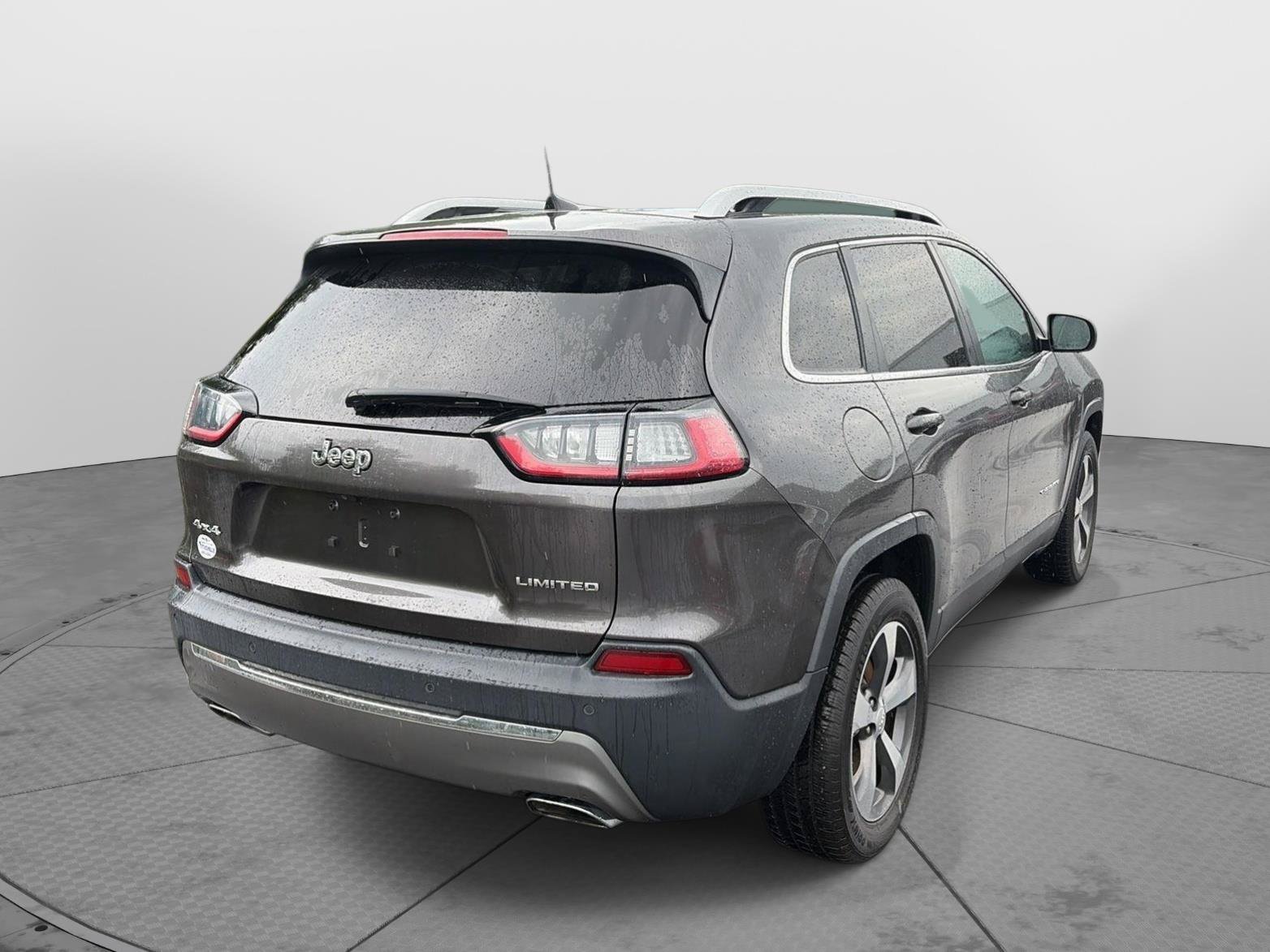 Used 2019 Jeep Cherokee Limited AWD/4WD image 5