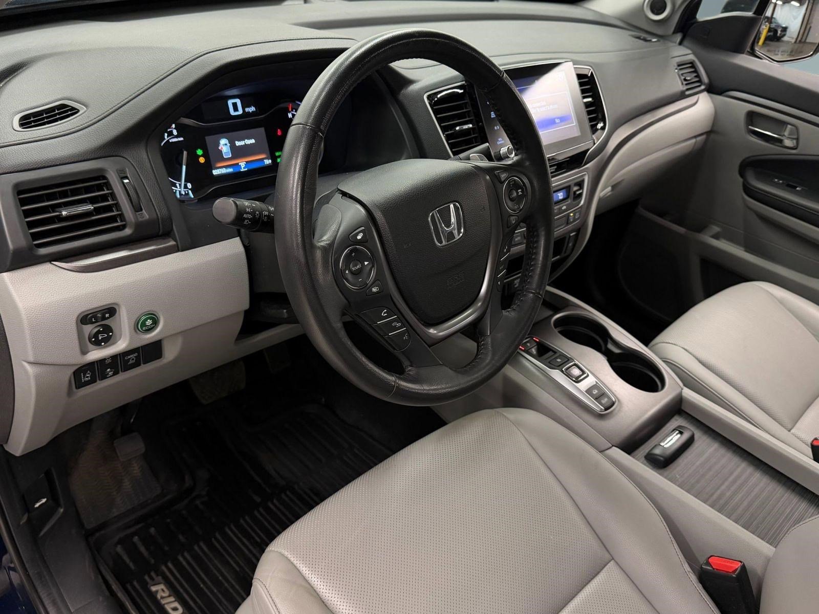 Used 2023 Honda Ridgeline RTL image 3