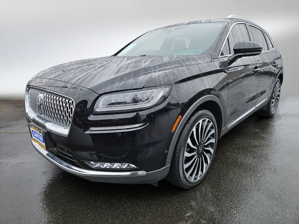 Used 2023 Lincoln Nautilus Black Label w/ Class II Trailer Tow Package image 3