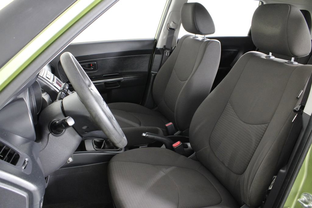 Used 2013 Kia Soul image 19