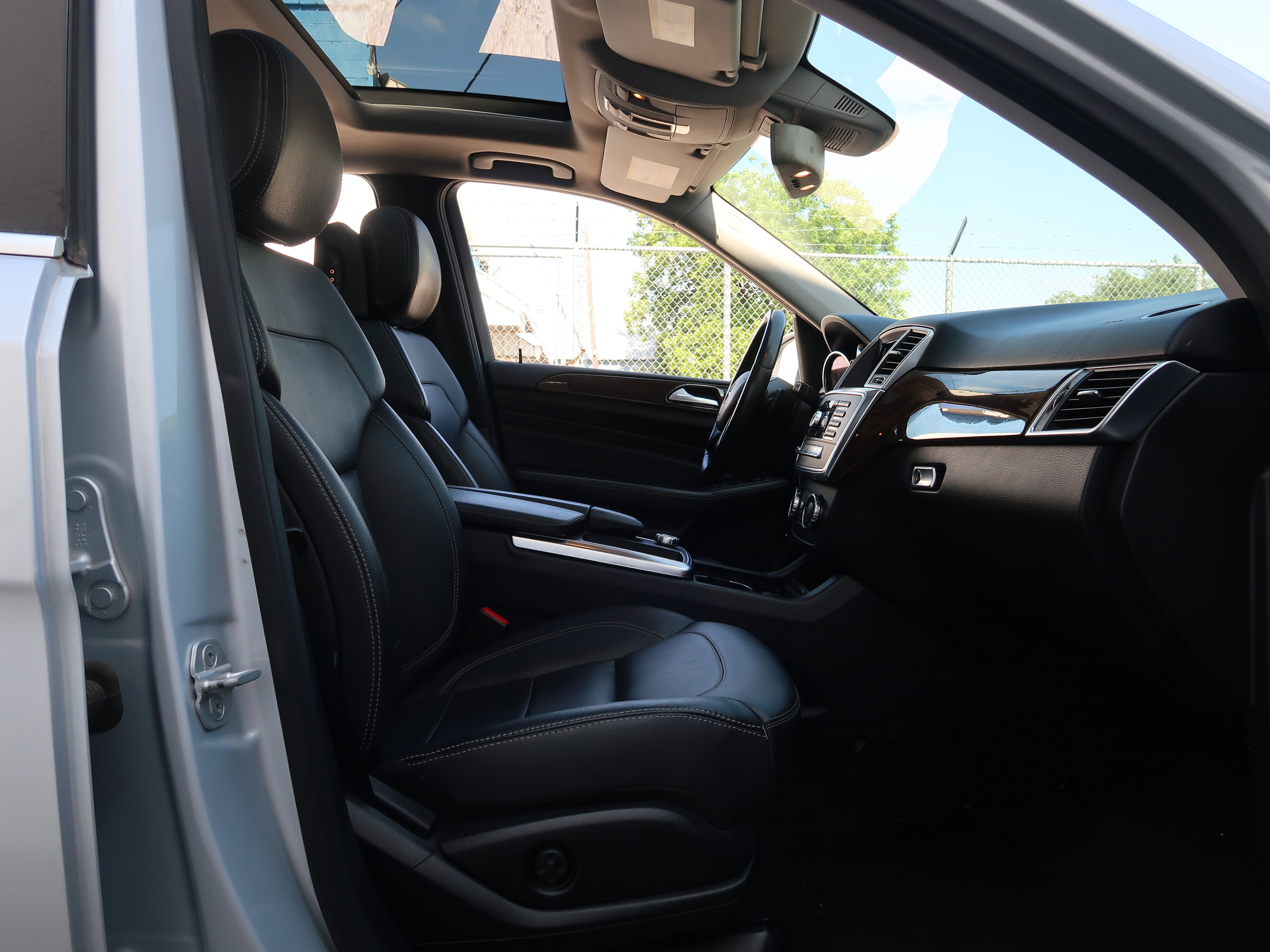 Used 2012 Mercedes-Benz ML 350 4MATIC image 30