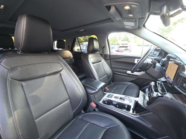 Used 2021 Ford Explorer Limited w/ Equipment Group 301A RWD image 23