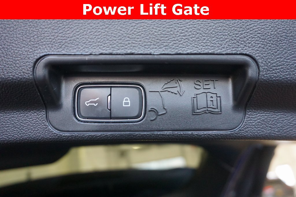 Used 2020 Ford Explorer ST w/ Premium Technology Package image 21