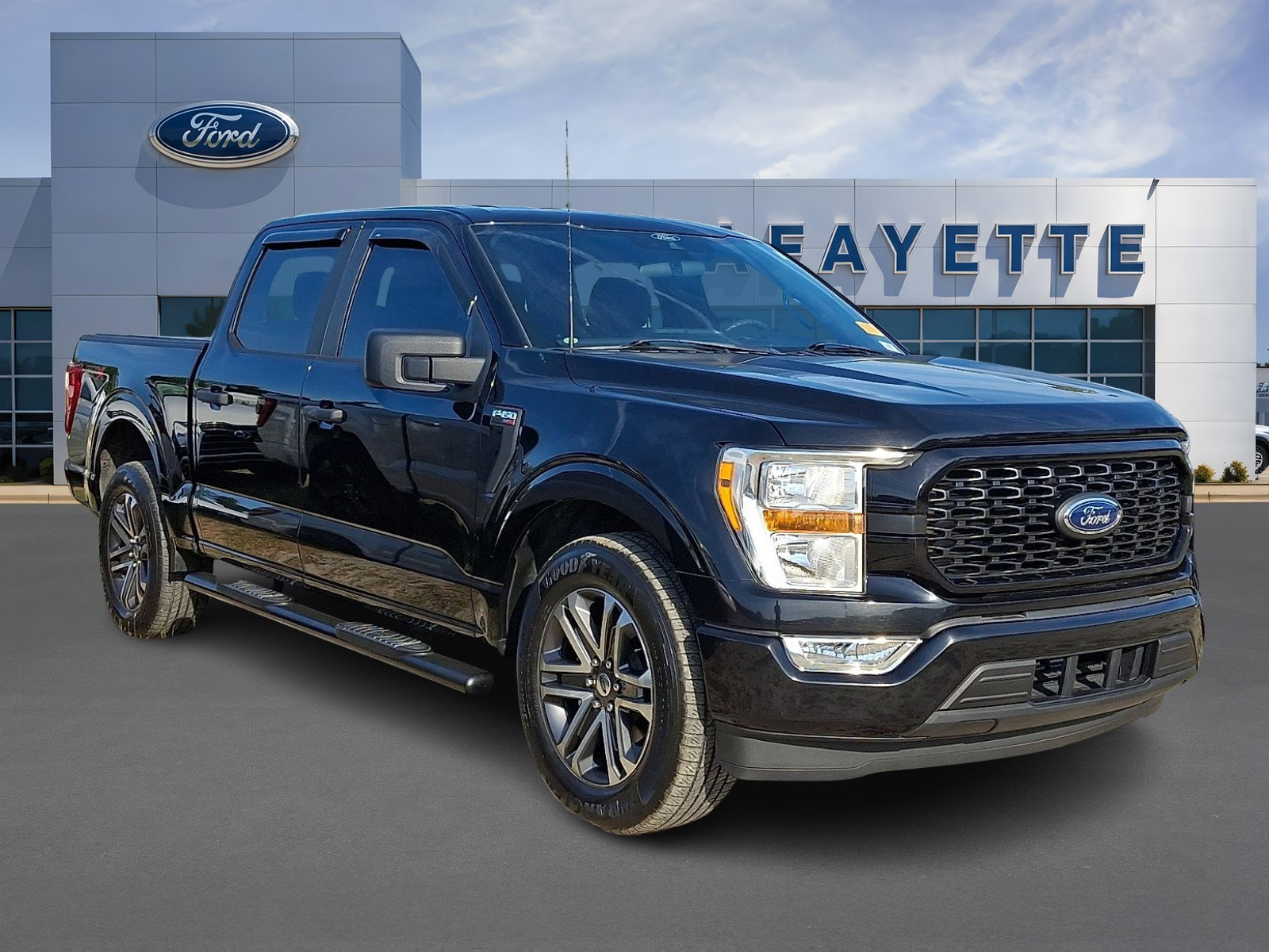 Used 2022 Ford F150 XL w/ STX Appearance Package image 1