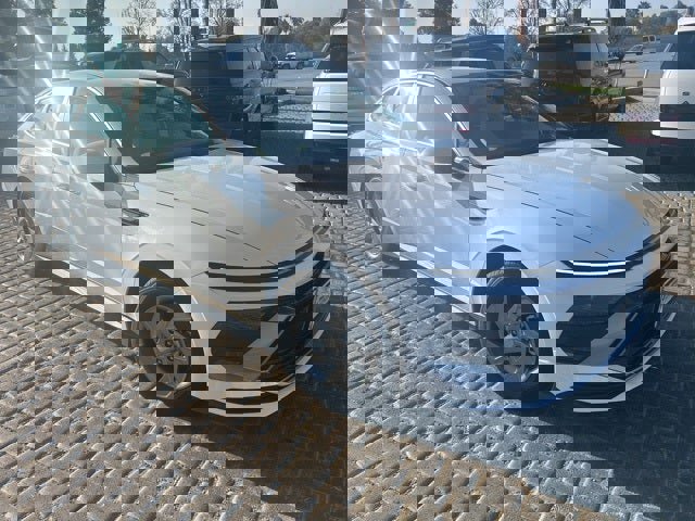 New 2026 Hyundai Sonata SE image 1