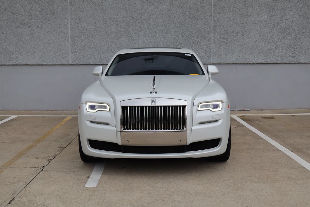 Used 2016 Rolls-Royce Ghost RWD image 2