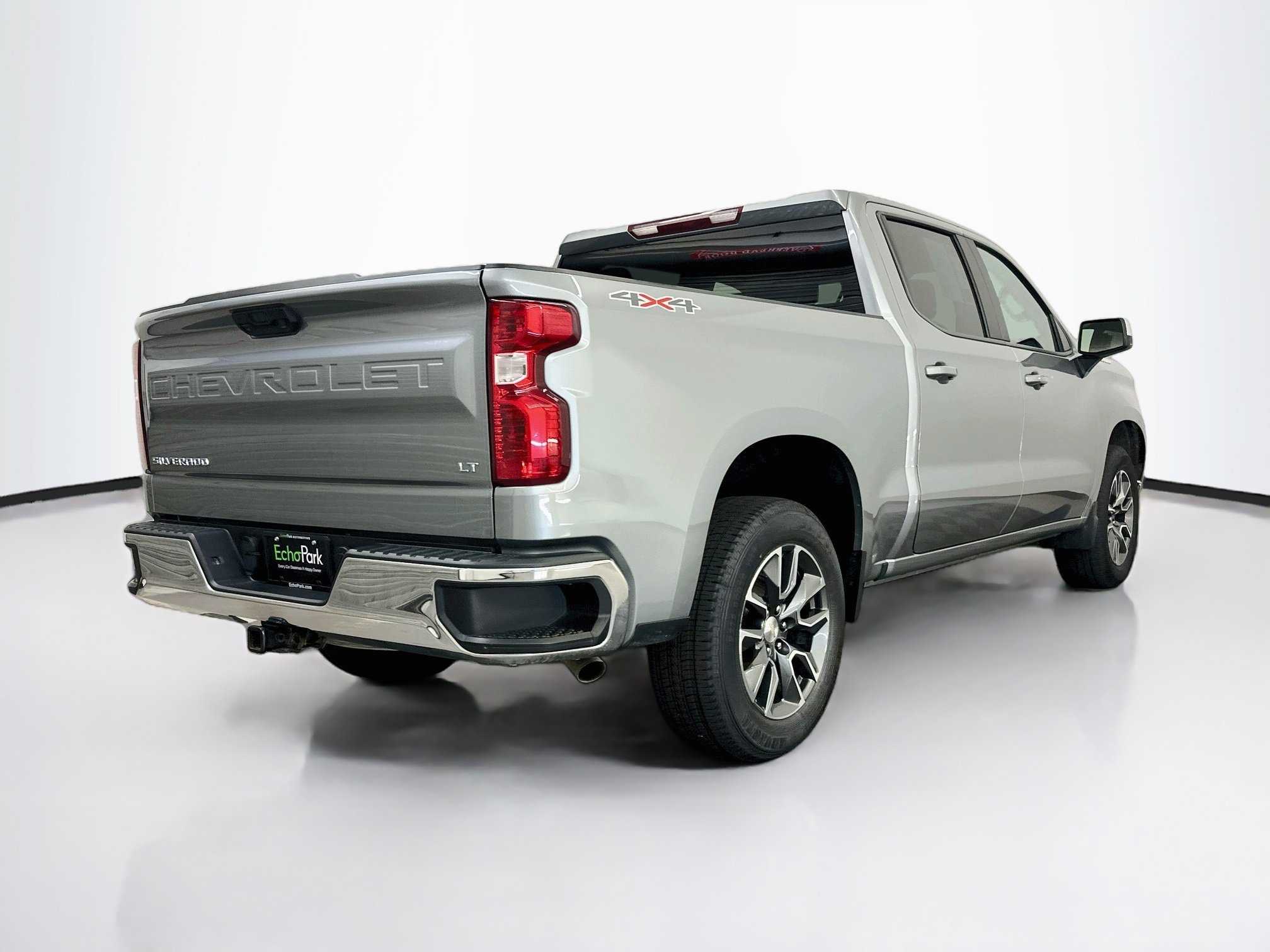 Used 2024 Chevrolet Silverado 1500 LT AWD/4WD image 9