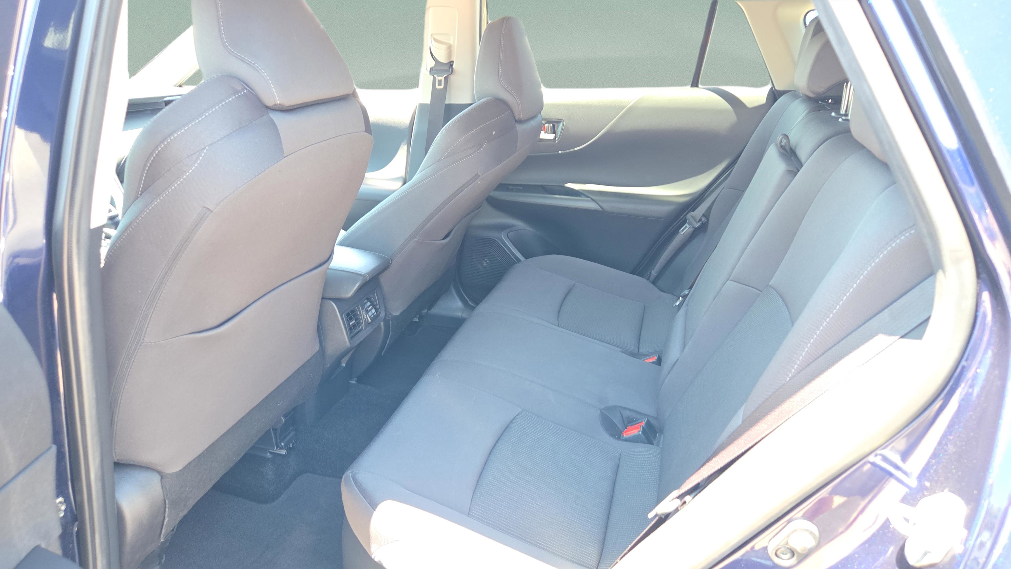 Certified 2022 Toyota Venza LE image 20