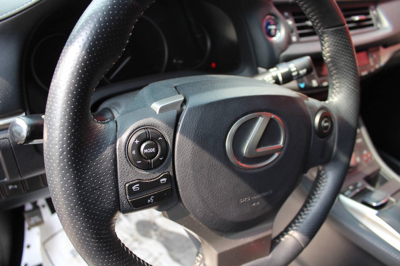 Used 2014 Lexus CT 200h w/ F Sport w/Nuluxe Interior FWD image 10
