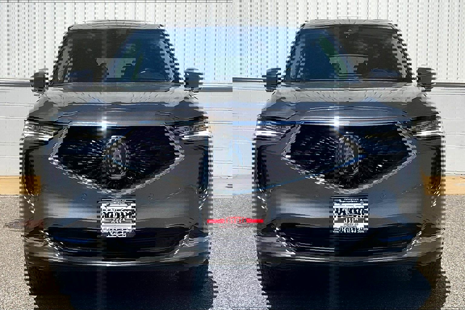 Used 2023 Acura MDX SH-AWD w/ Technology Package image 3