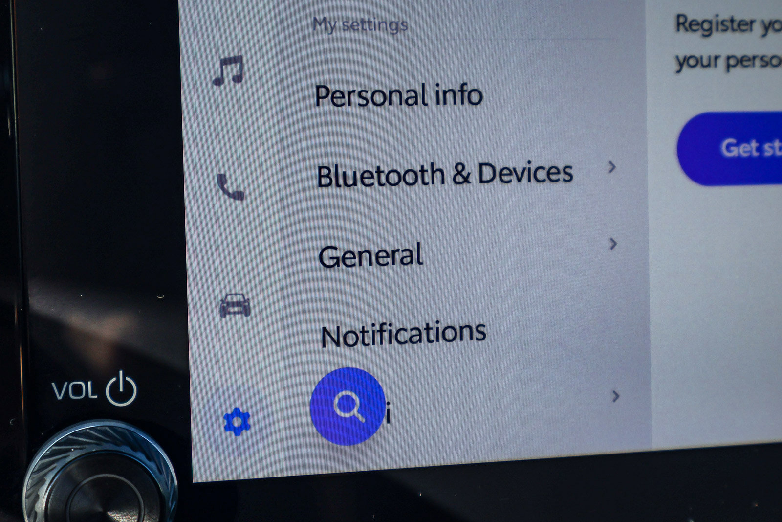 Used 2024 Toyota RAV4 XLE image 4