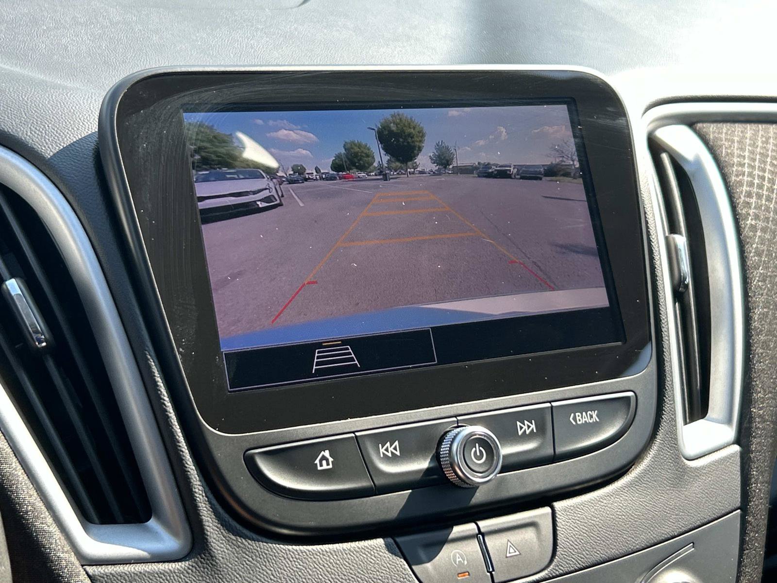 Used 2024 Chevrolet Malibu LT FWD image 29