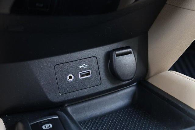 Used 2020 Nissan Rogue SL w/ Premium Package FWD image 16