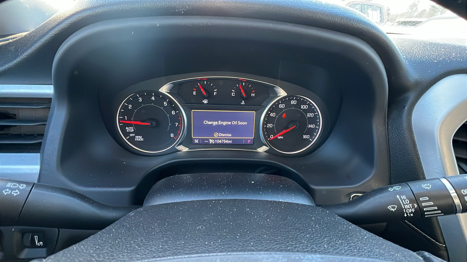 Used 2023 GMC Acadia SLT image 28