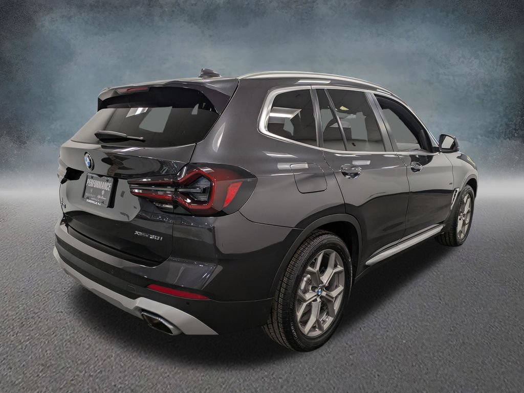 Used 2022 BMW X3 xDrive30i w/ Convenience Package AWD/4WD image 4