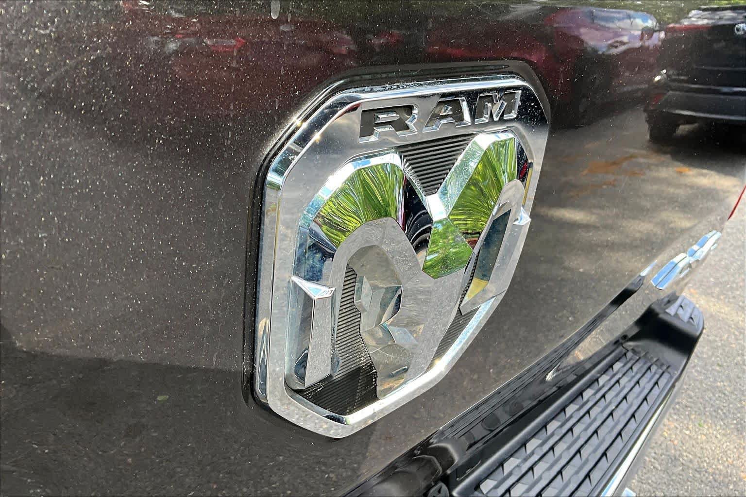 Used 2022 RAM 1500 Laramie AWD/4WD image 29