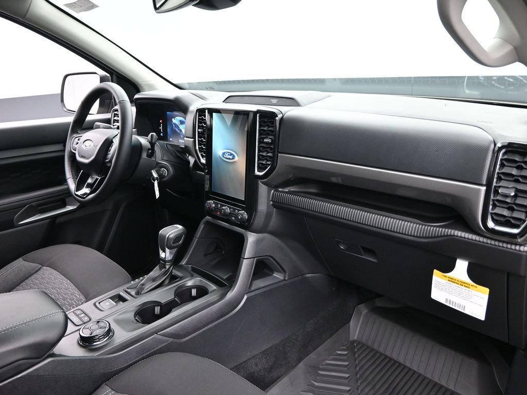 New 2025 Ford Ranger XLT w/ FX4 Off-Road Package image 32