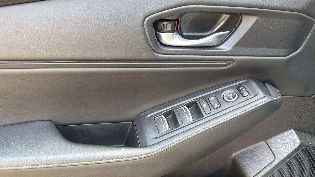 Used 2024 Honda Accord Sport image 29