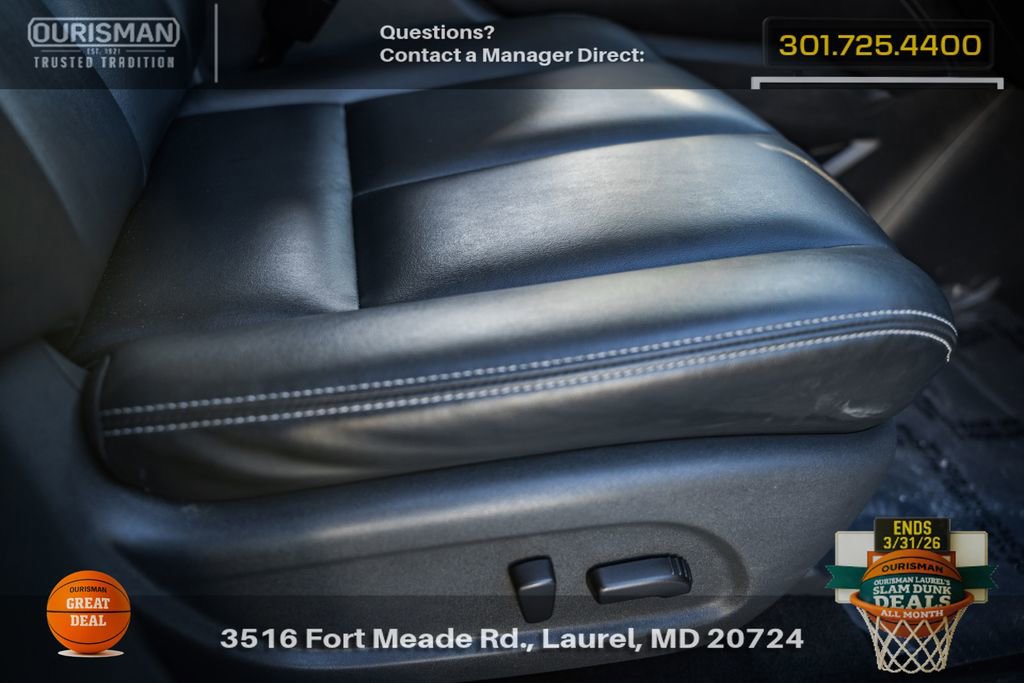 Used 2023 Nissan Murano SV image 34