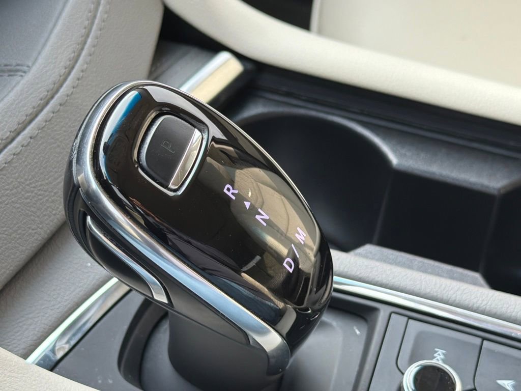 Used 2022 Cadillac XT5 Premium Luxury FWD image 24