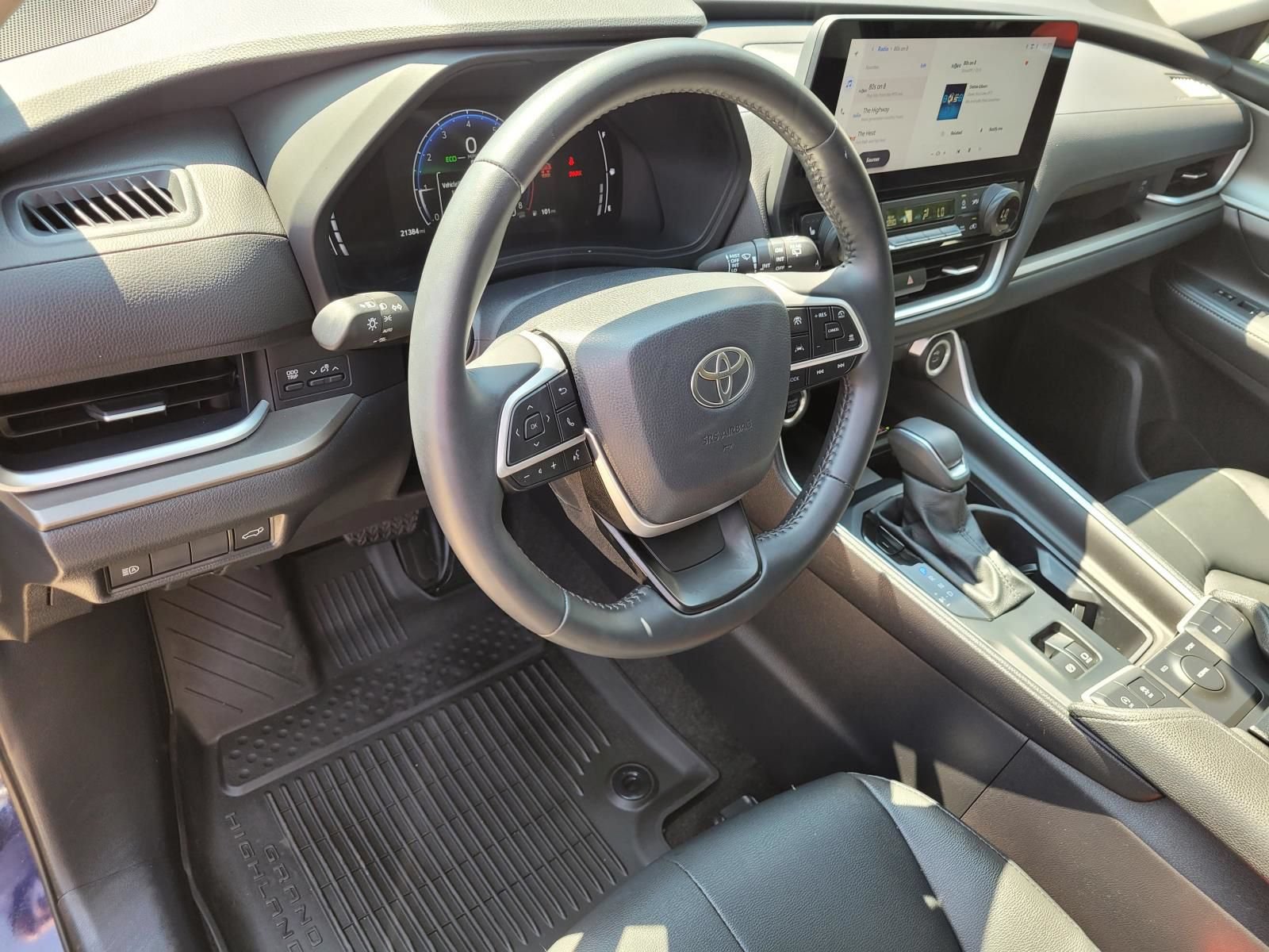 Used 2026 Toyota Grand Highlander FWD image 24