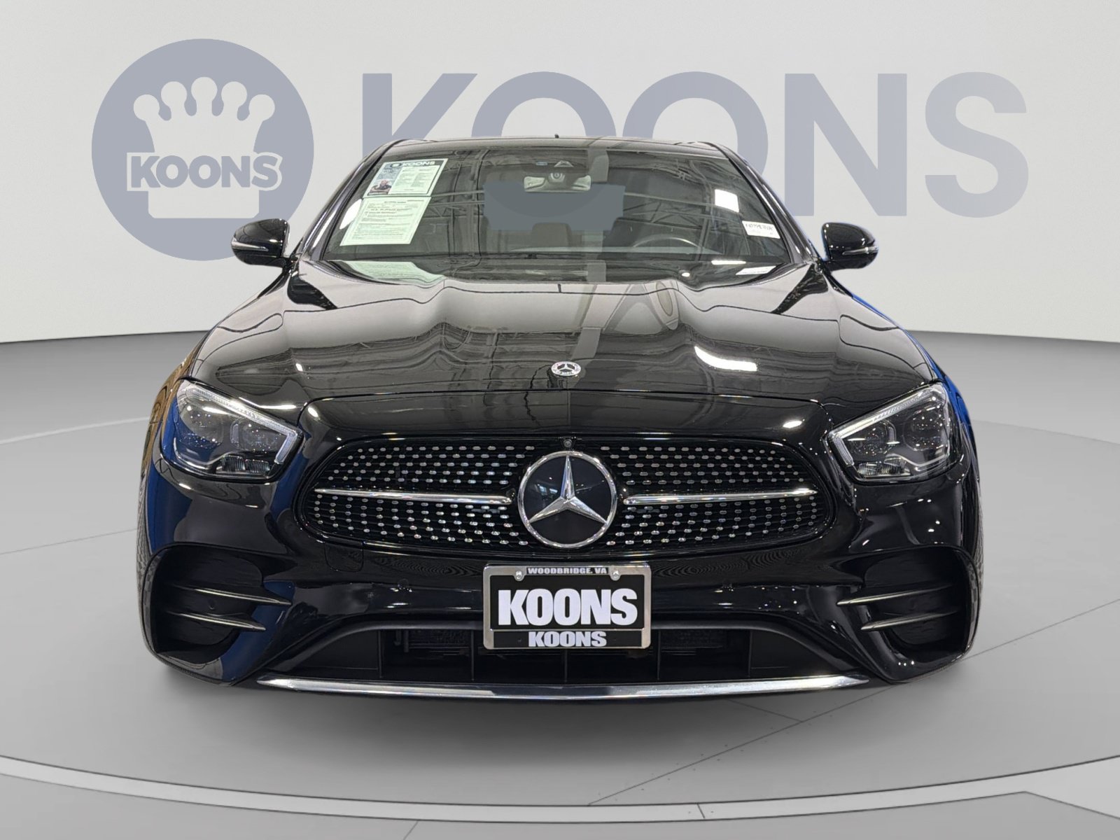 Used 2023 Mercedes-Benz E 350 4MATIC Sedan w/ Premium Package image 11