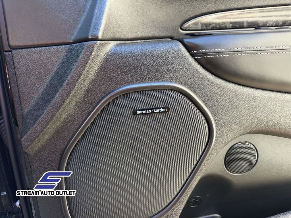 Used 2022 Dodge Durango SRT w/ Premium Interior Group image 17