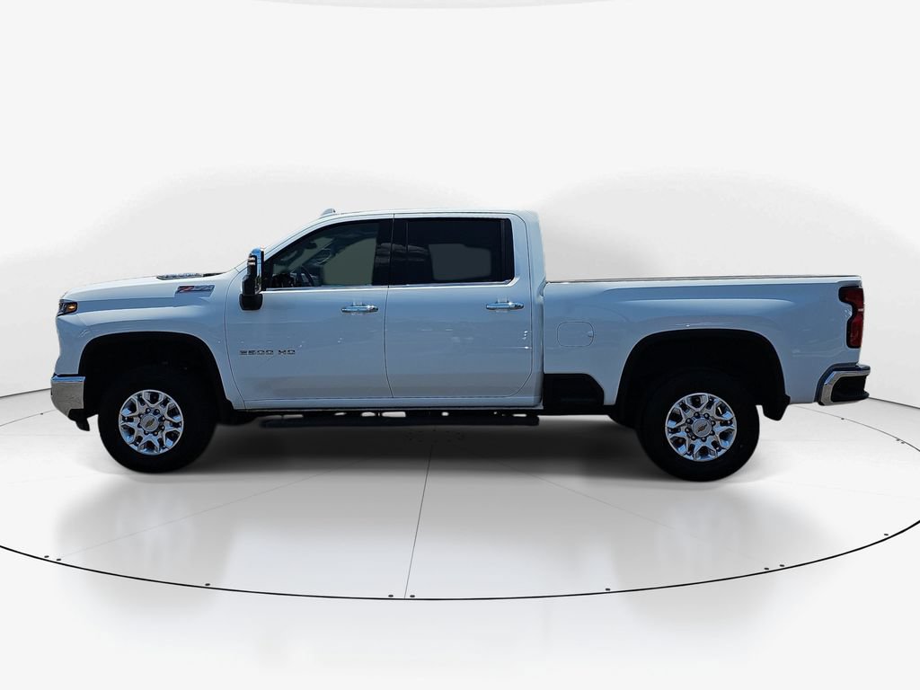 Used 2025 Chevrolet Silverado 2500 LTZ w/ LTZ Premium Package AWD/4WD image 10
