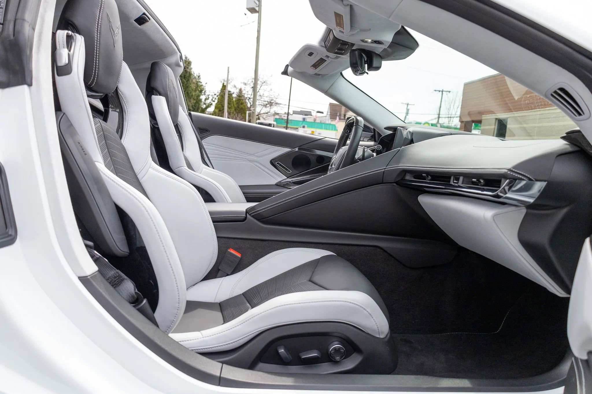 Used 2023 Chevrolet Corvette Z06 w/ Engine Appearance Package image 81