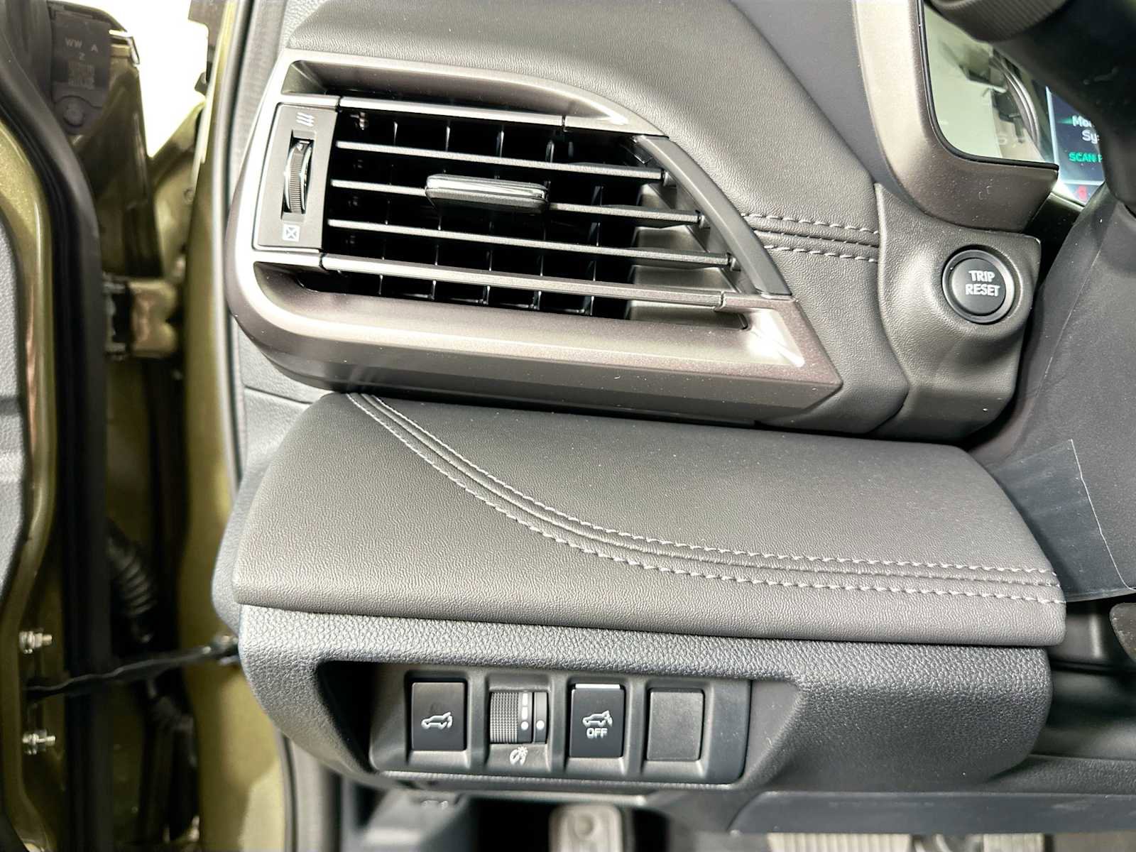 New 2025 Subaru Outback Touring XT image 10