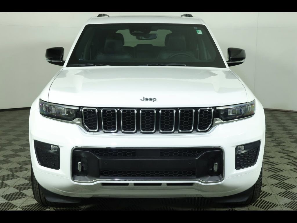 Used 2023 Jeep Grand Cherokee Overland AWD/4WD image 11