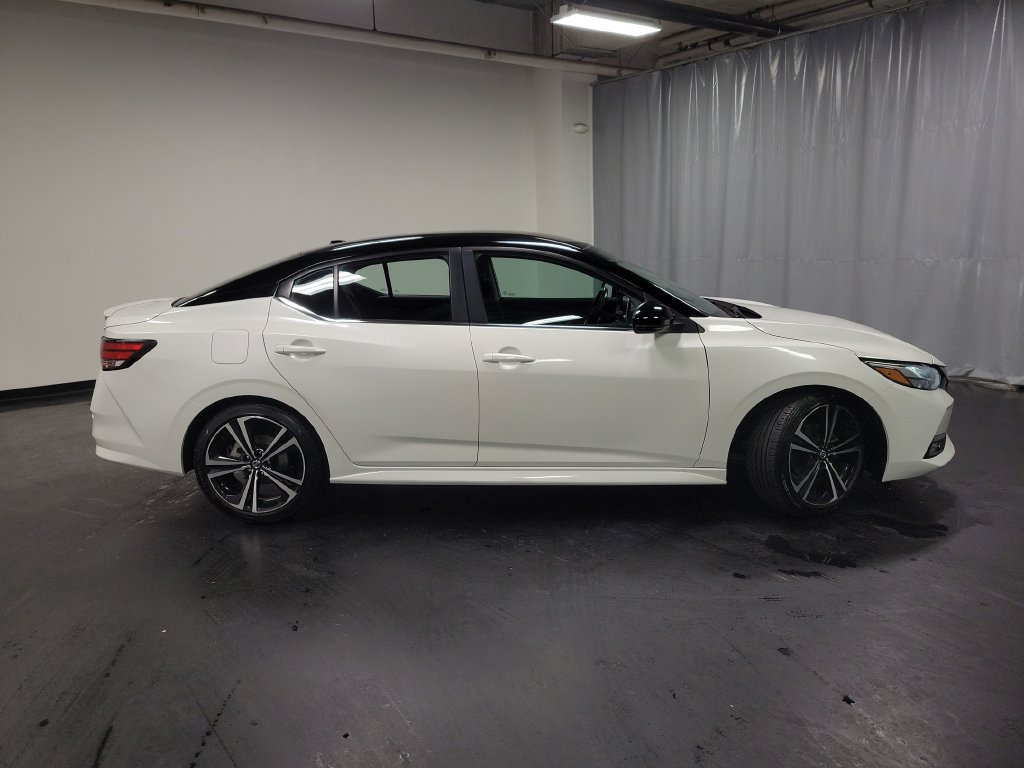 Used 2022 Nissan Sentra SR FWD image 9