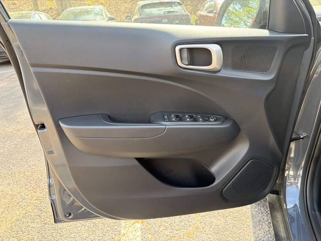 New 2026 Hyundai Venue SE image 10