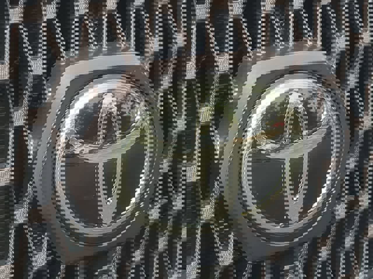 Used 2022 Toyota Tacoma Limited w/ Nightshade Package image 12