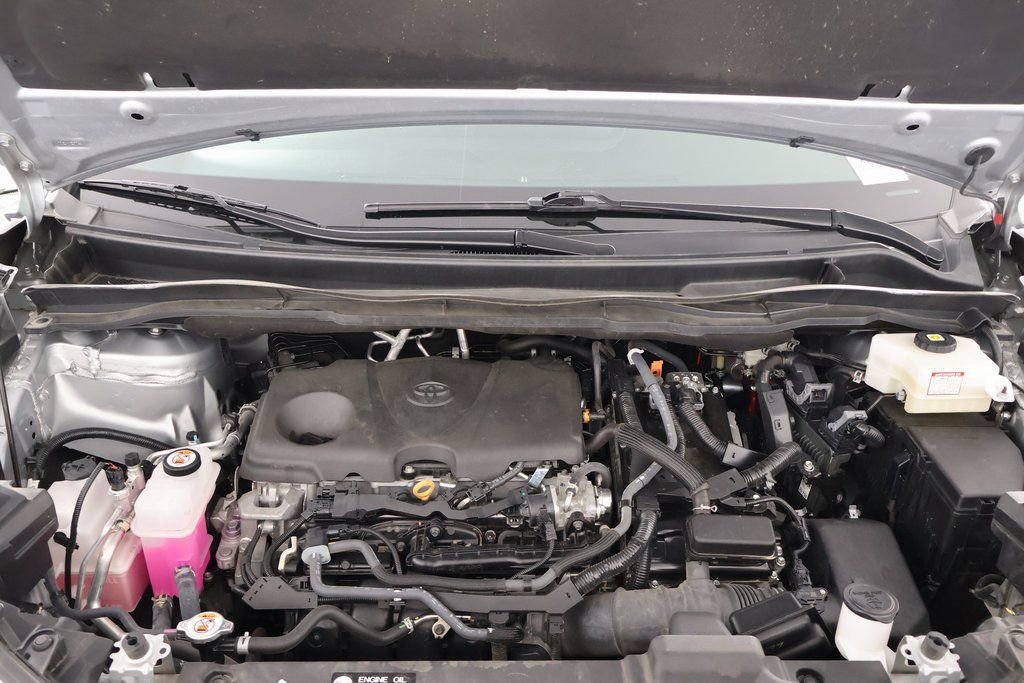 Used 2024 Toyota Sienna XLE image 15