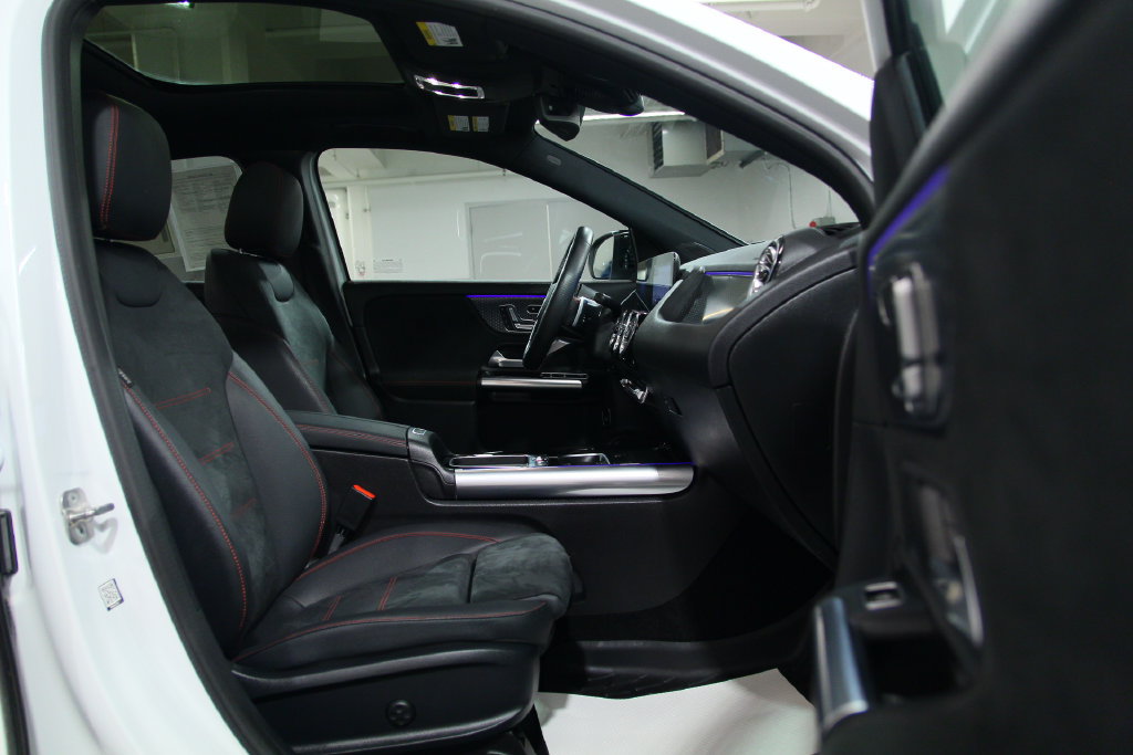 Certified 2024 Mercedes-Benz GLA 250 4MATIC image 23