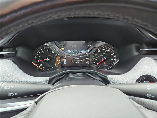Used 2024 Jeep Compass Latitude AWD/4WD image 11