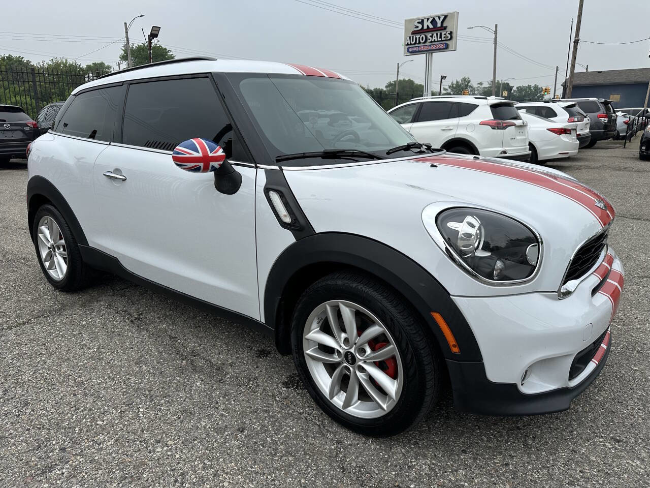 Used 2014 MINI Cooper Paceman S image 1