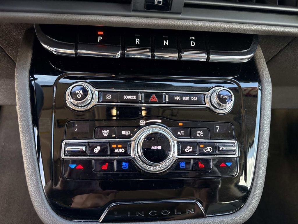 Certified 2020 Lincoln Corsair AWD w/ Premium Package image 29