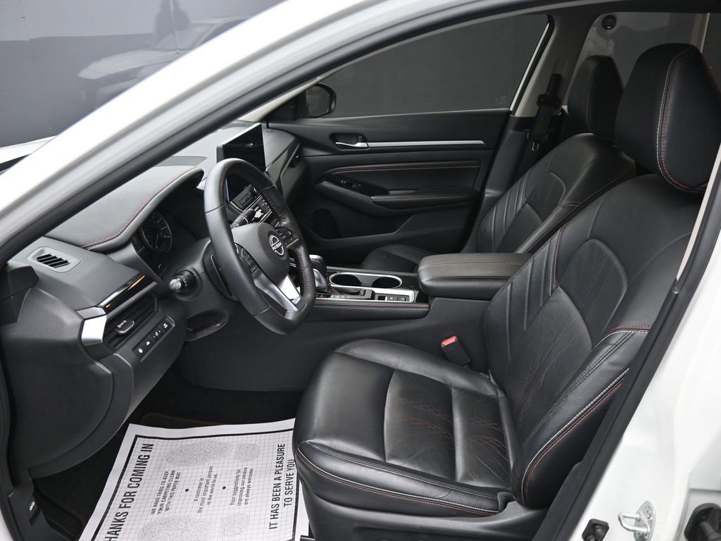 Used 2023 Nissan Altima 2.0 SR image 10