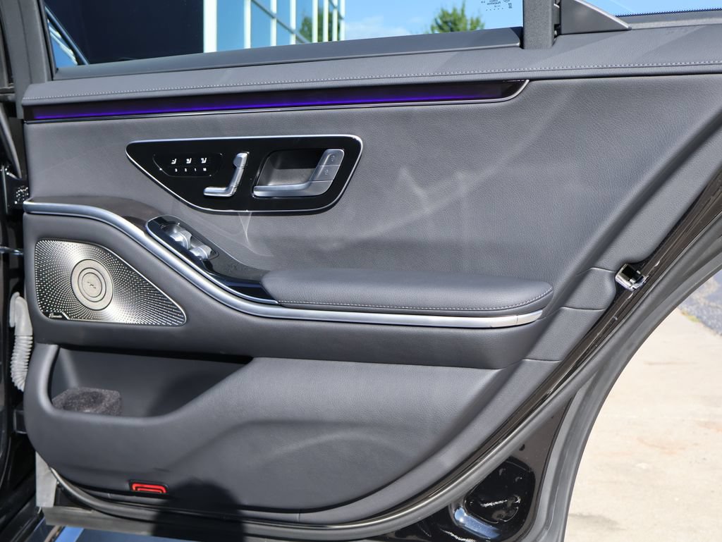 Certified 2022 Mercedes-Benz S 500 4MATIC image 16