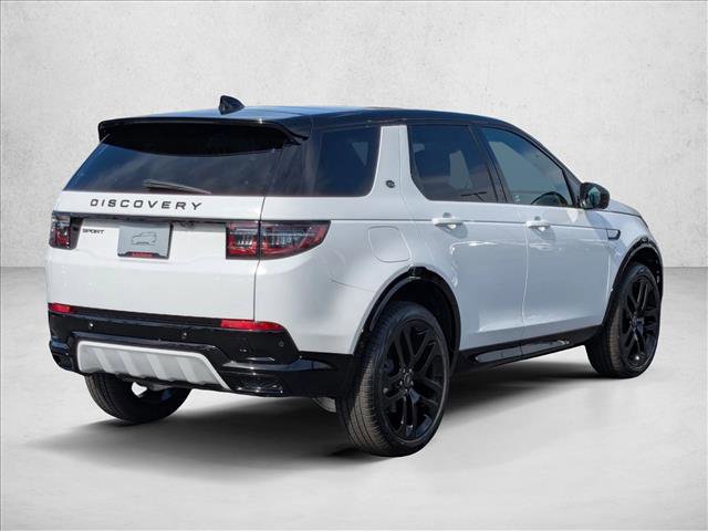 New 2026 Land Rover Discovery Sport Landmark image 2
