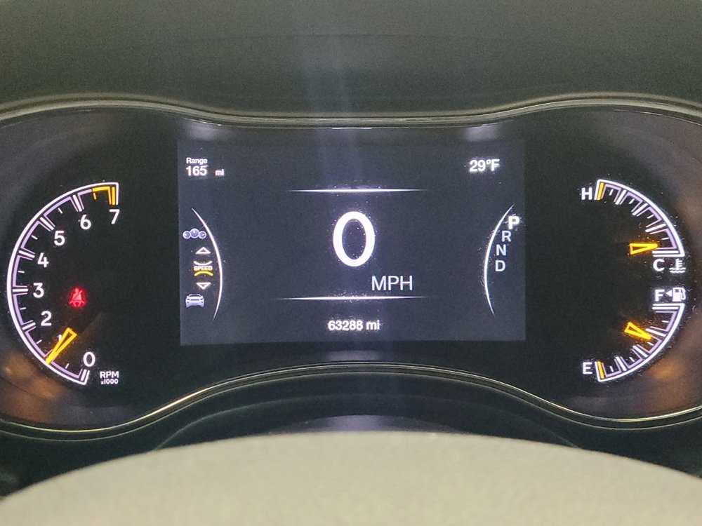 Used 2017 Jeep Grand Cherokee Laredo w/ Quick Order Package 23E image 23