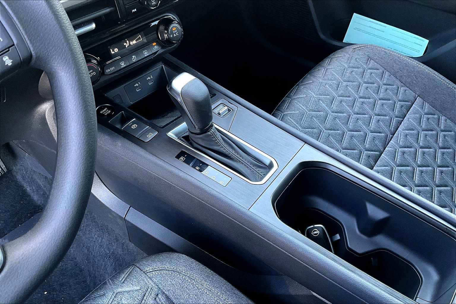 New 2026 Nissan Kicks SV image 11