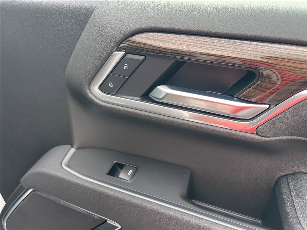 New 2026 Chevrolet Silverado 1500 LT w/ LPO, Utility Wall Package image 19