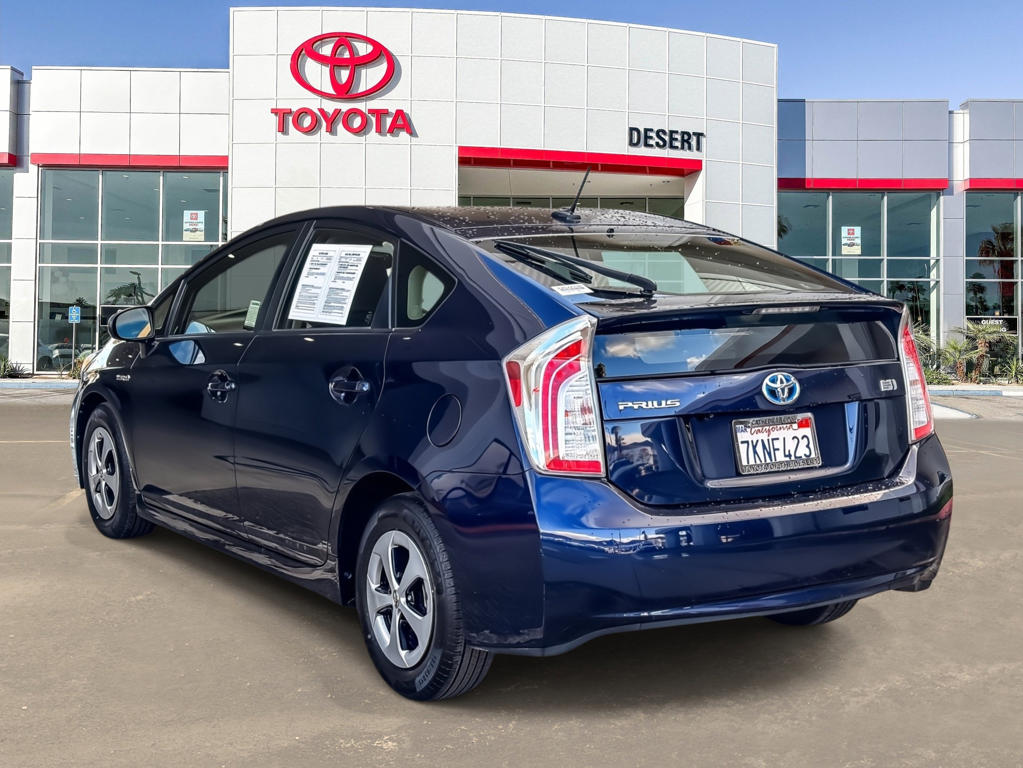 Used 2015 Toyota Prius Four image 5