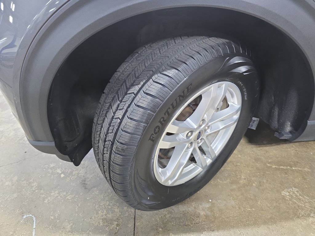 Used 2023 Ford Explorer XLT w/ Equipment Group 202A image 35